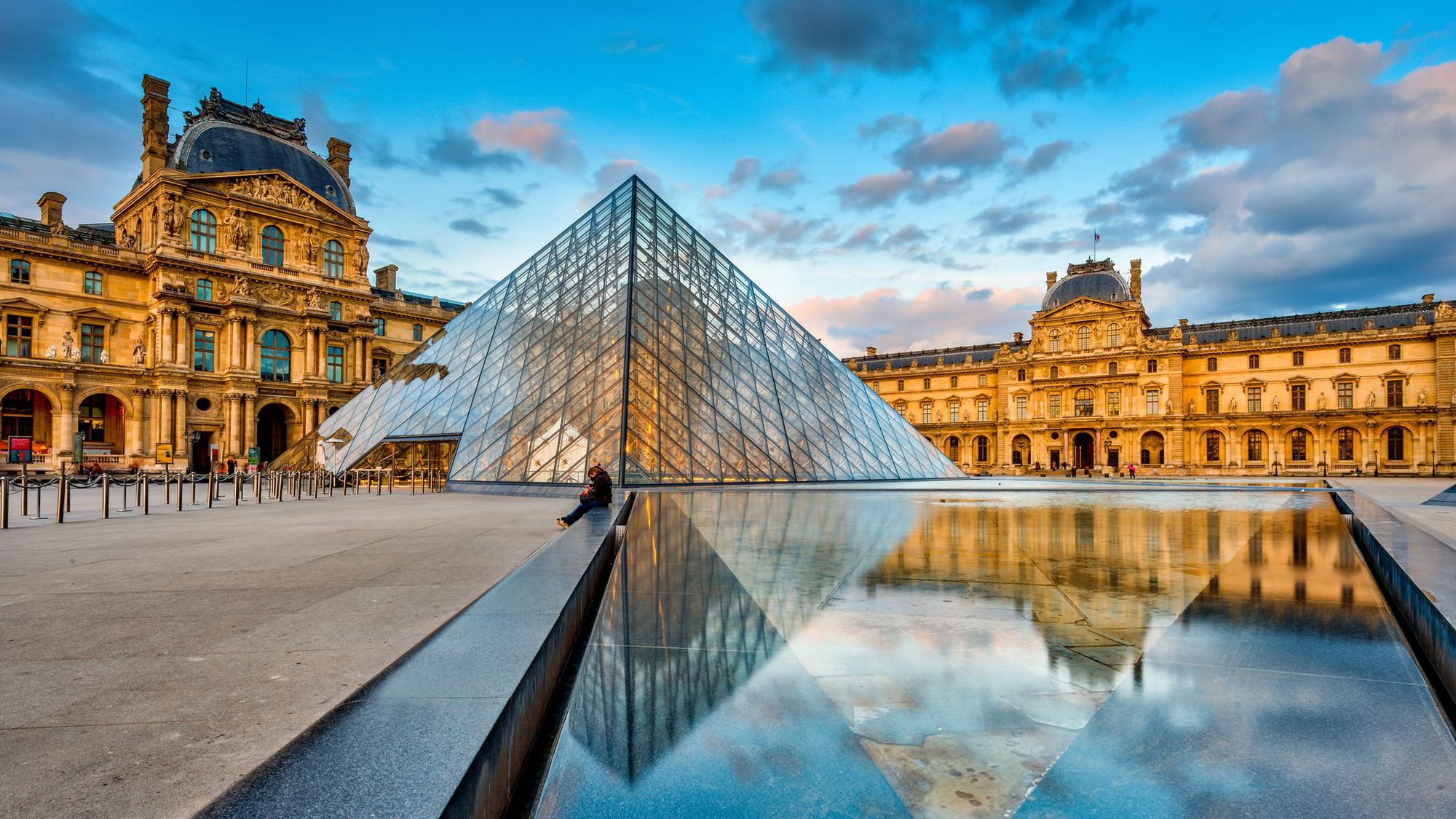 Visiter le Louvre  ne sera bient t plus possible sans 